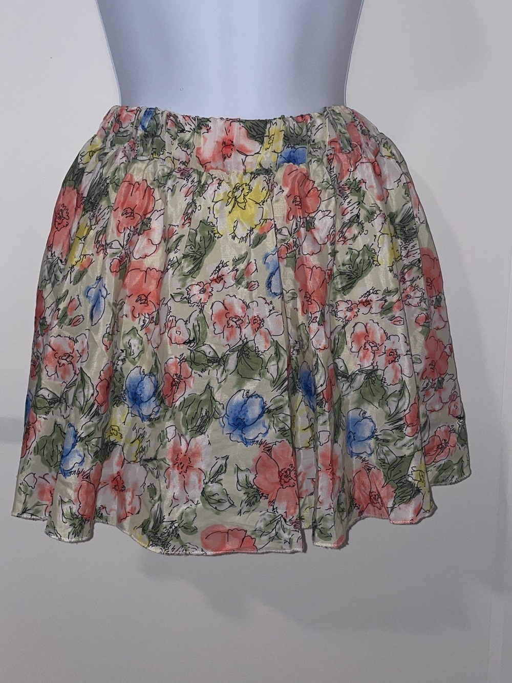 Hardly Worn Floral Mini Skirt with under pants